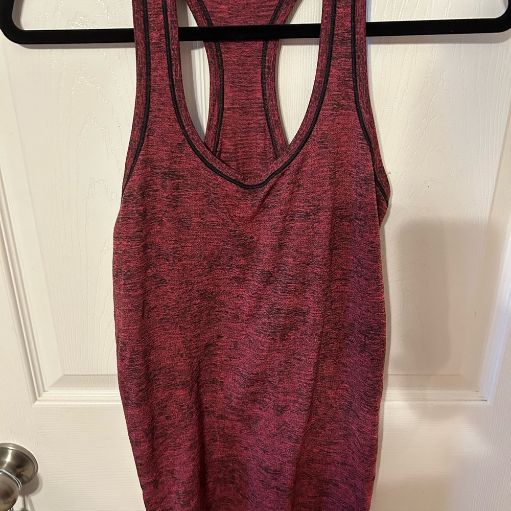 SOLD Lululemon swiftly tank